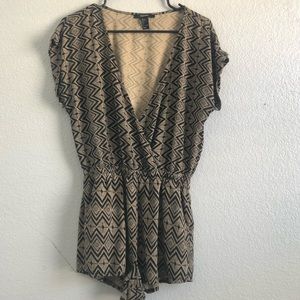Forever 21 Women's Short Sleeve V-Neck Boho Patterned Romper